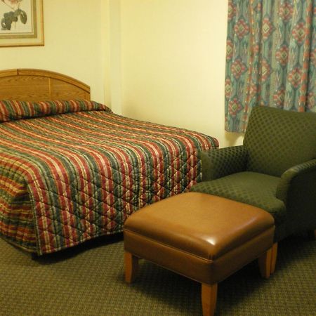 Sun-Dek Motel Medicine Hat Eksteriør bilde