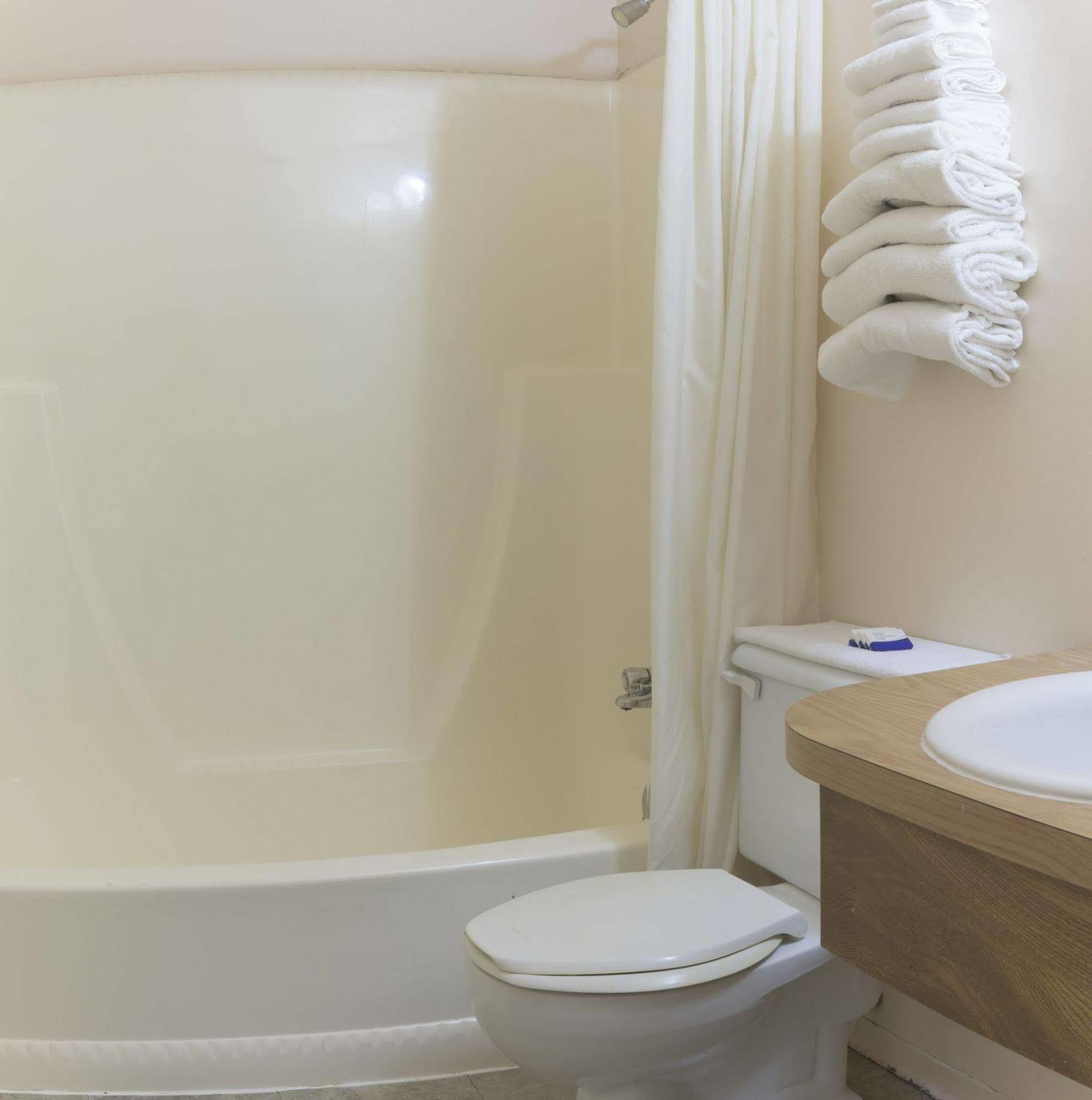 Sun-Dek Motel Medicine Hat Eksteriør bilde