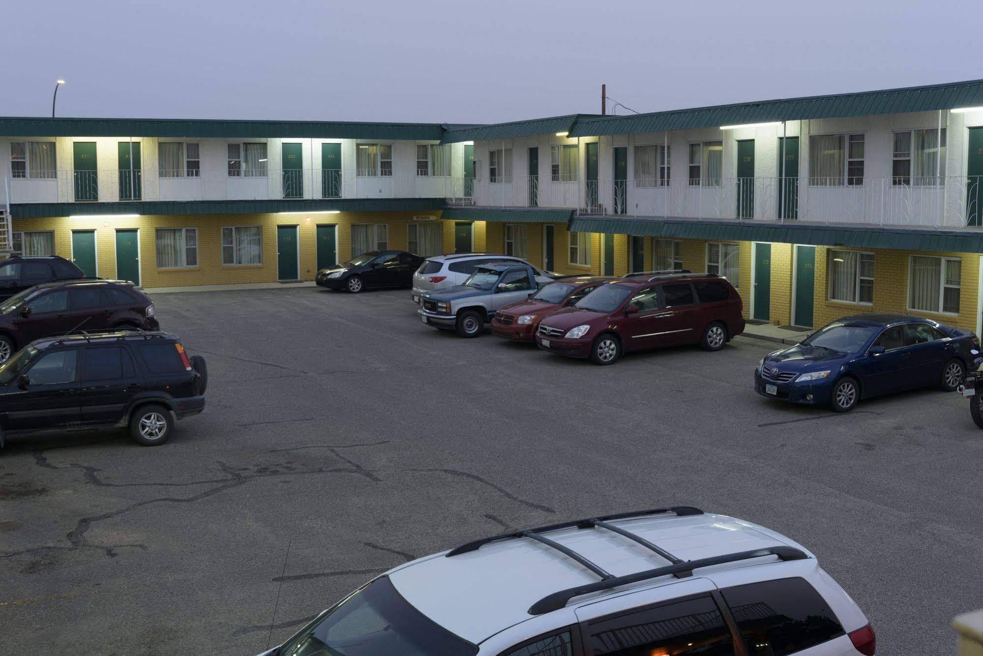 Sun-Dek Motel Medicine Hat Eksteriør bilde